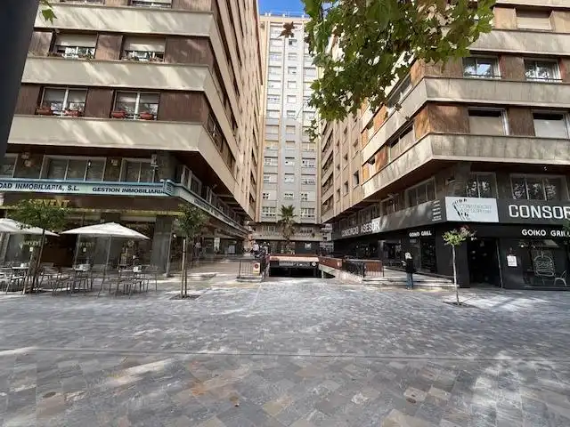Außenansicht von Wohnung zum Verkauf in Murcia mit Klimaanlage, Heizung und Terrasse