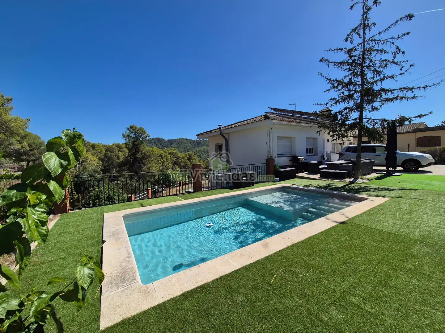 Casa amb terrassa en venda a Vallirana, imagen 2