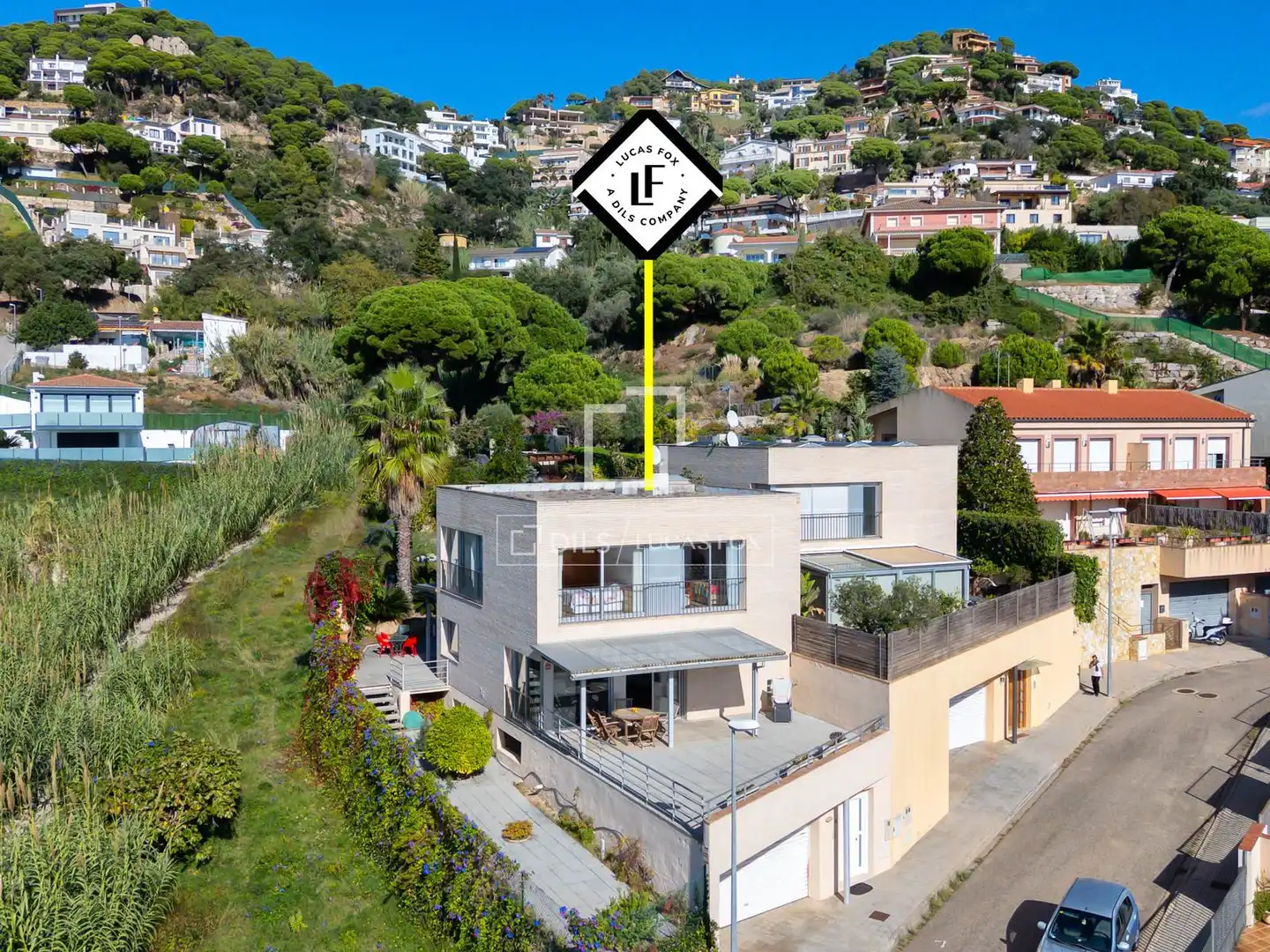 Vista exterior de Casa o xalet en venda en Lloret de Mar amb Aire condicionat, Calefacció i Jardí privat