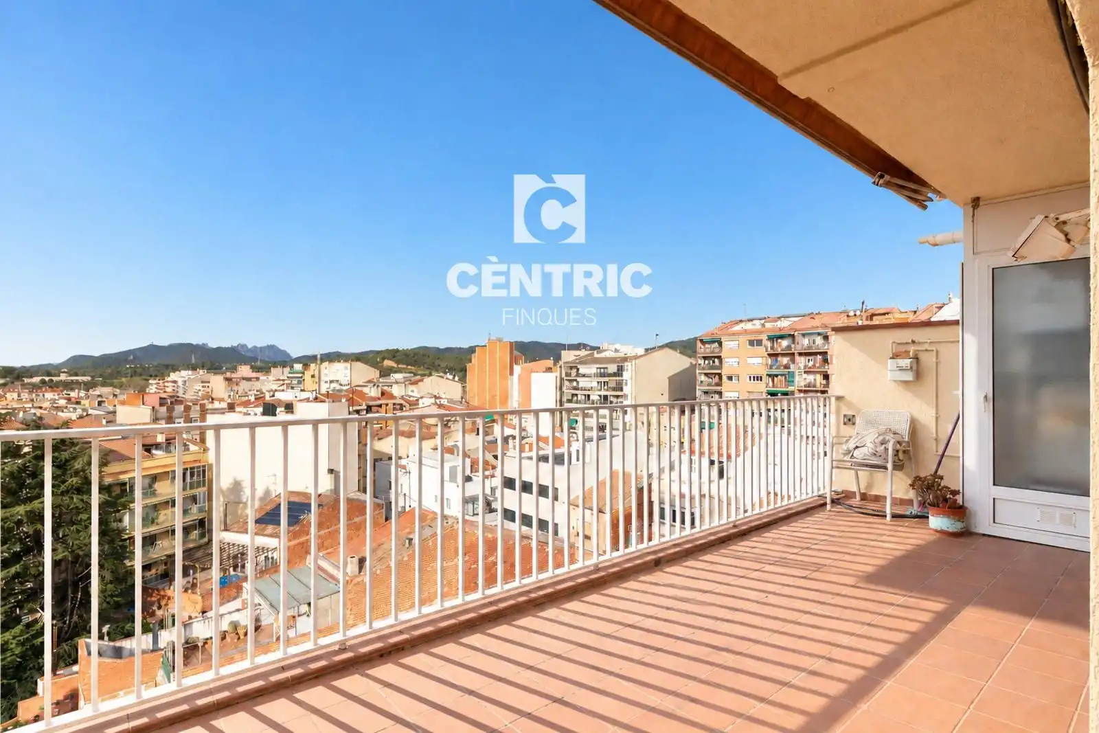 Vista exterior de Àtic en venda en Nord-oest