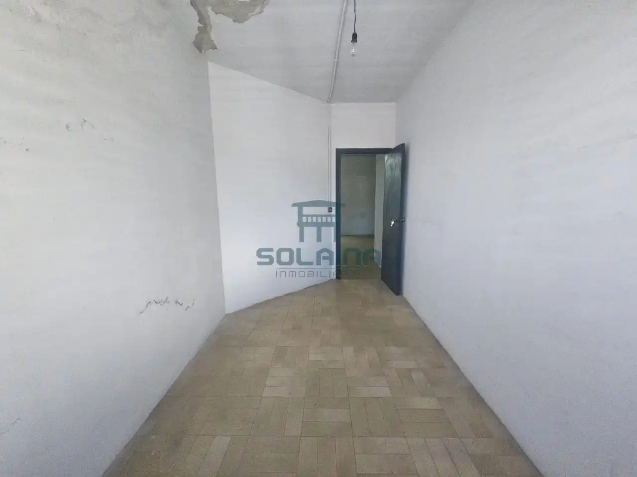 Piso en venta en Ourense Capital  con Calefacción, Parquet y Trastero