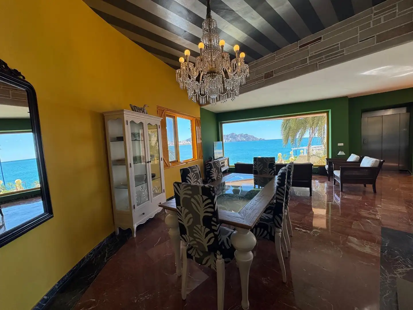 Esszimmer von Haus oder Chalet zum Verkauf in Benidorm mit Klimaanlage, Heizung und Privatgarten