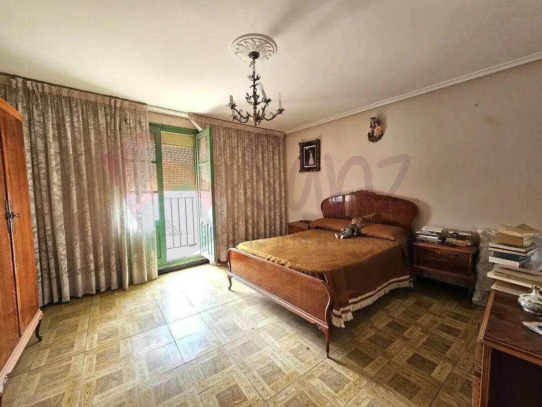 Habitación de Casa o chalet en venta en Ribafrecha con Calefacción, Trastero y Balcón