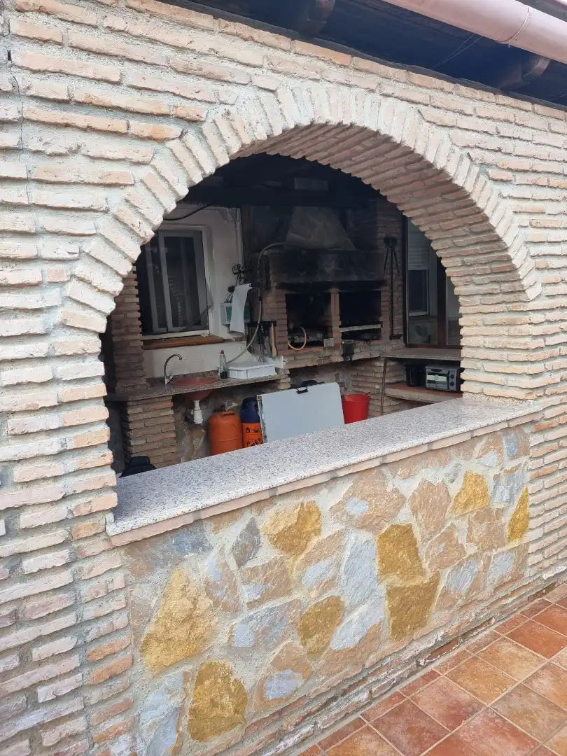 Cuina de Casa o xalet en venda en Écija amb Aire condicionat, Calefacció i Jardí privat