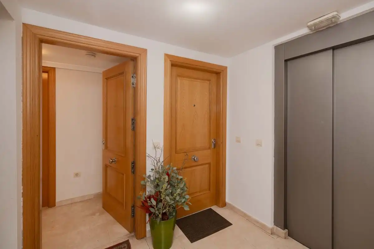 Piso con terraza en venta en Calle Grazalema, imagen 24