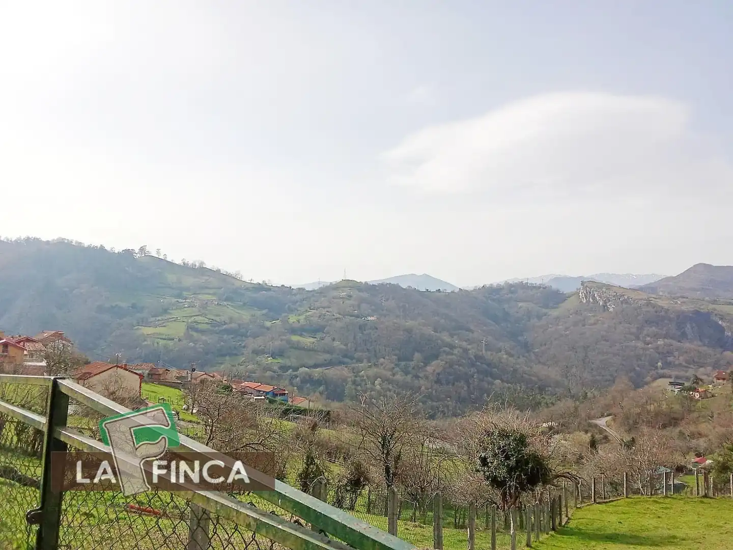 Residencial en venda en Oviedo 