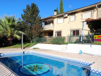 Swimming pool of House or chalet for sale in Santa Cruz del Retamar  with Air Conditioner, Terrace and Swimming Pool