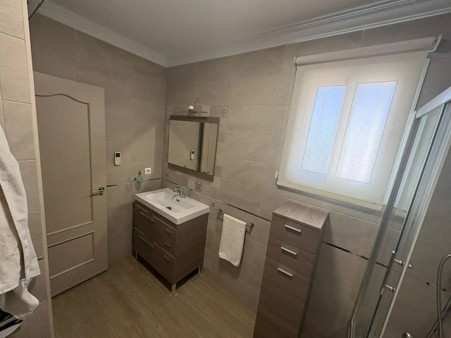 Bathroom of Houses for sale in Morón de la Frontera