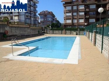 Appartement avec piscine à louer à Calle ontañon