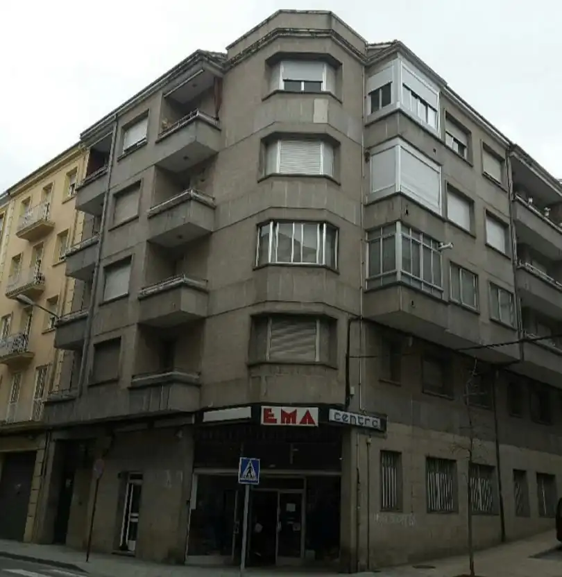 Local comercial en venta en Rúa Río Arnoia 4