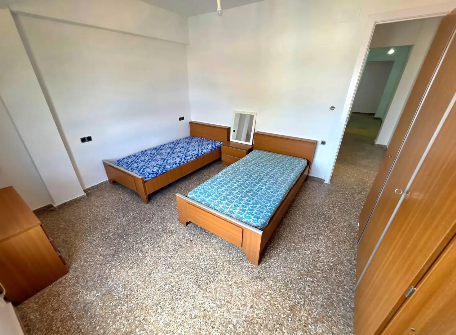 Habitación de Piso en venta en Castellón de la Plana / Castelló de la Plana con Terraza
