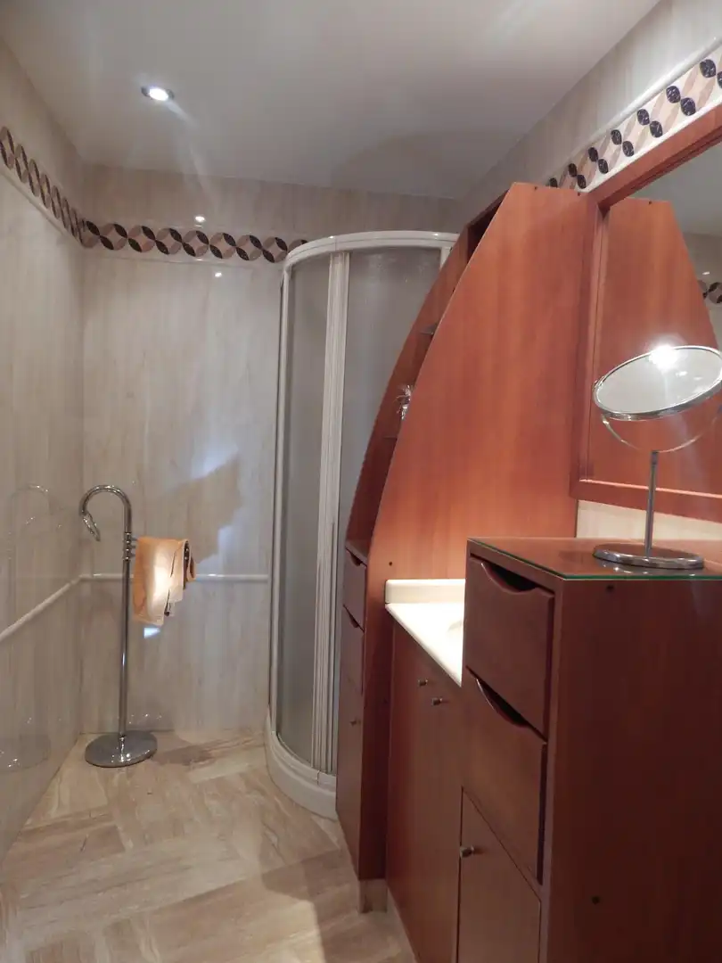 Bathroom of Flat for sale in Bocairent  with Air Conditioner, Heating and Furnished