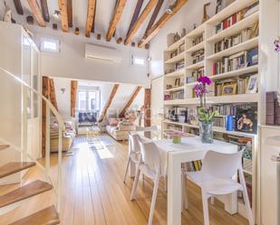 Living room of Attic for sale in  Madrid Capital  with Air Conditioner and Heating