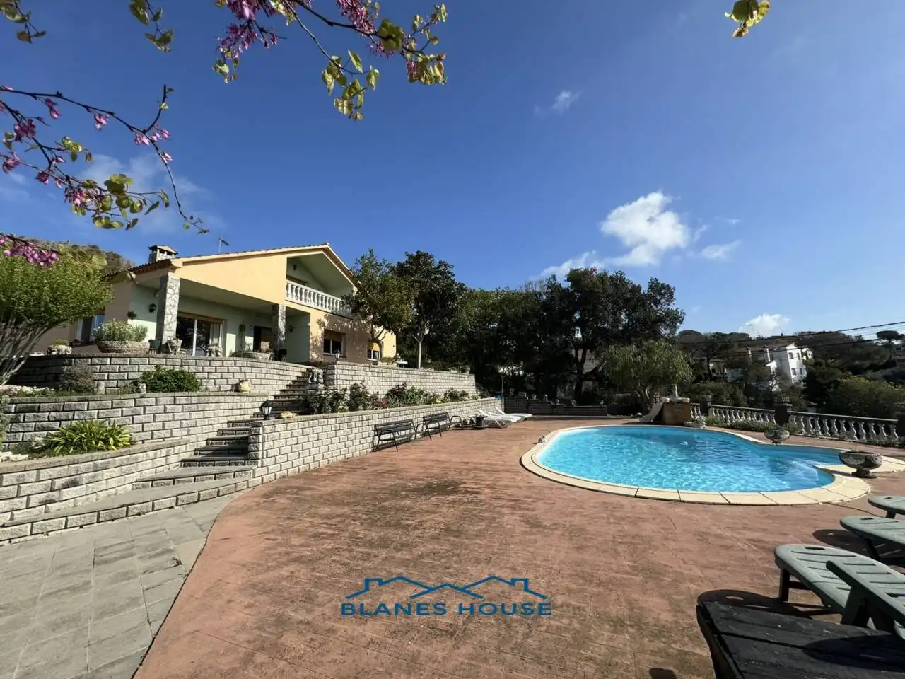 Casa amb piscina en venda a Calle La Selva 777