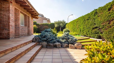 Casa en venta en Matadepera con 7 habitaciones, jardín y piscina, Barcelona, immagine 4