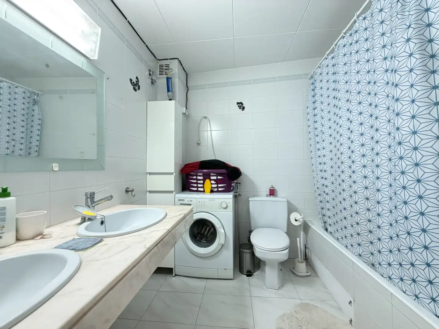 Baño de Apartamento en venta en Roses con Aire acondicionado, Terraza y Amueblado
