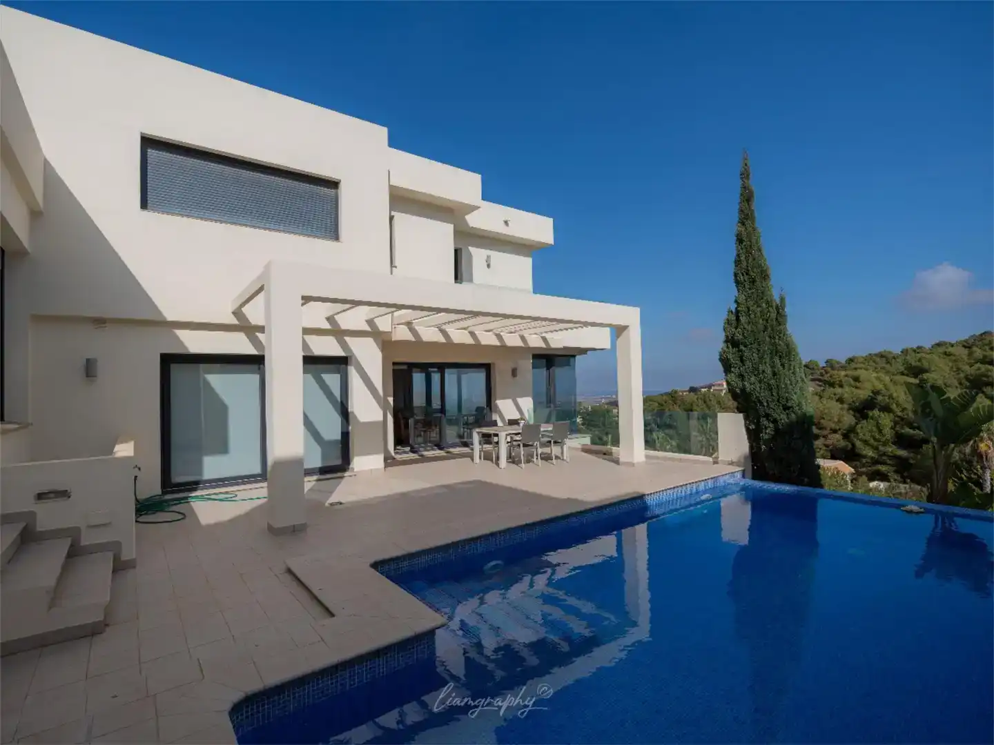 Vista exterior de Casa o xalet en venda en Cartagena amb Aire condicionat, Piscina i Balcó