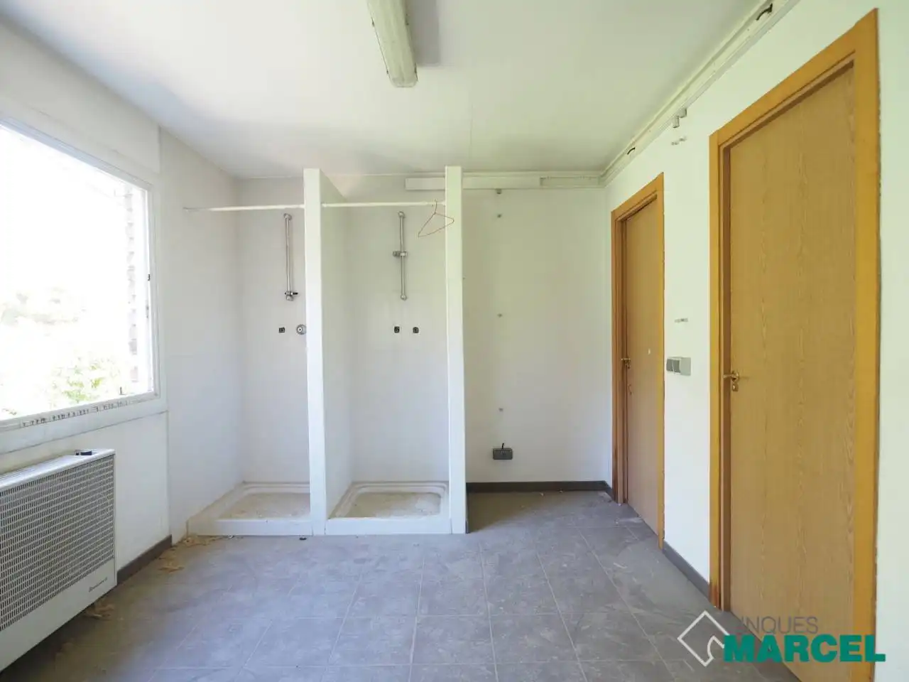 Industrial building to rent in Carretera Vallderiolf, imagen 9