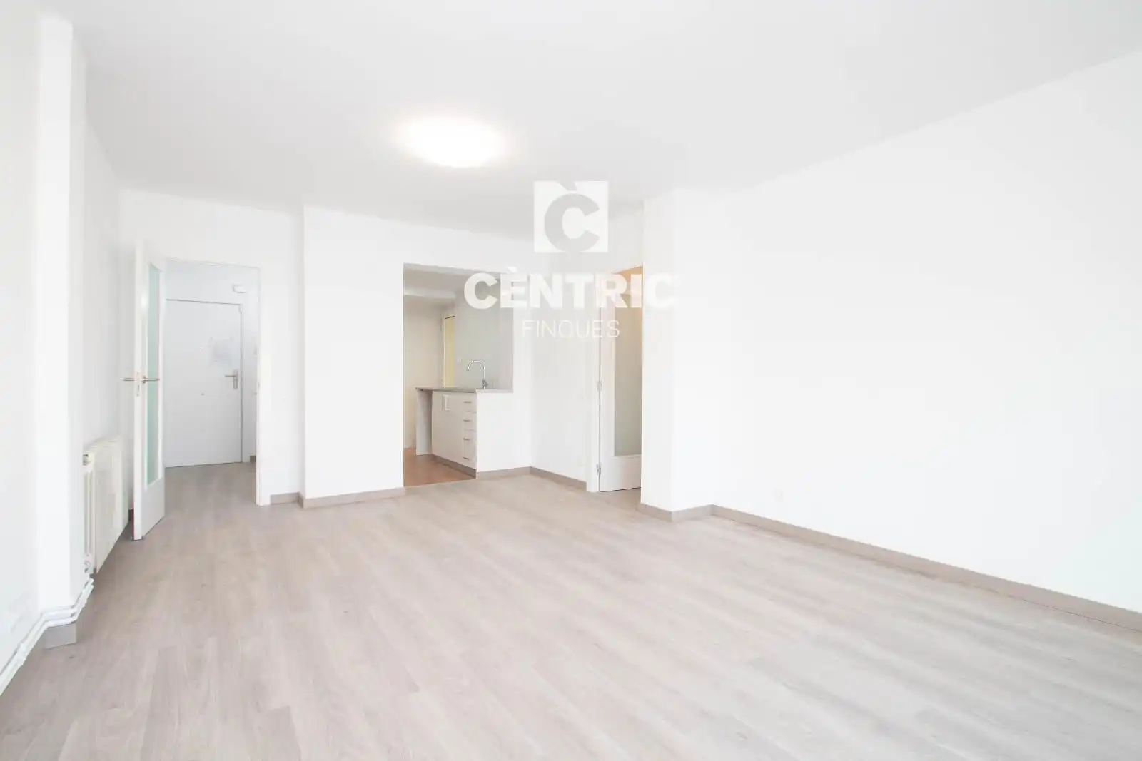 Habitación de Ático en venta en Terrassa con Calefacción y Terraza