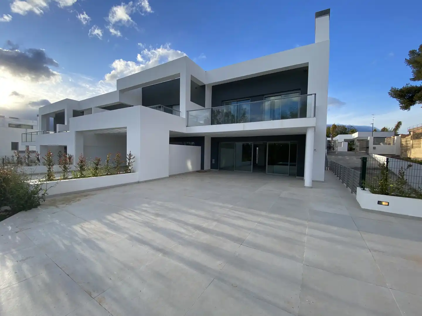 Exterior view of Detached homes for sale in Marbella  with Air Conditioner, Private garden and Terrace