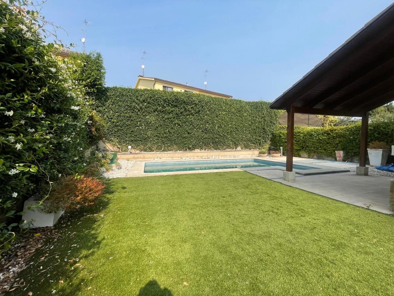 Piscina de Casa adosada en venda en Sada (A Coruña) amb Calefacció, Jardí privat i Piscina