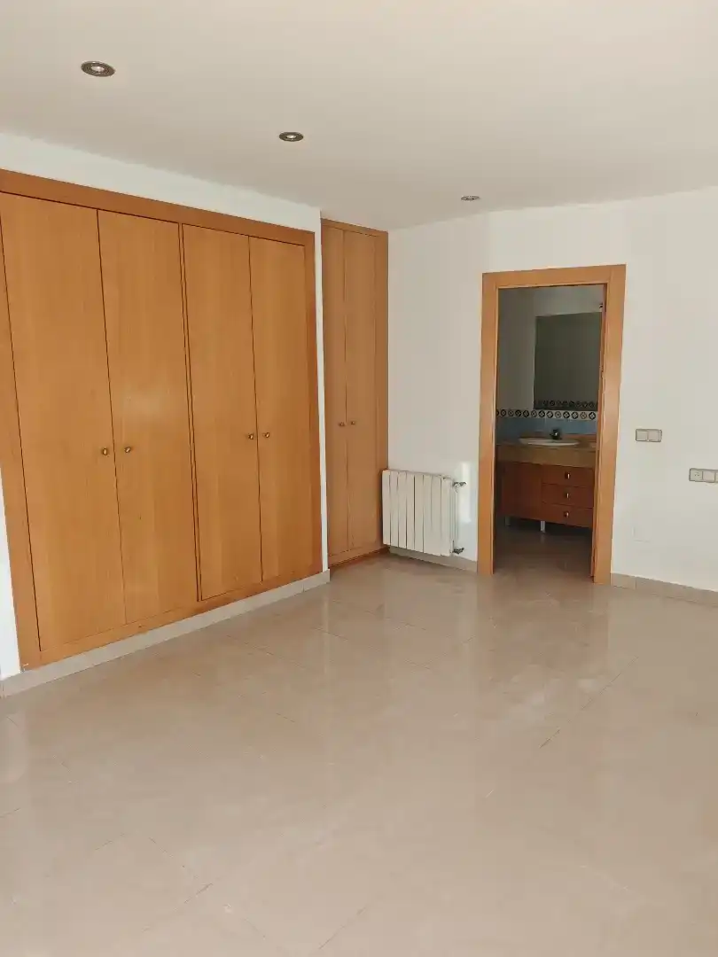 Dormitori de Casa o xalet en venda en  Murcia Capital amb Aire condicionat, Piscina i Balcó