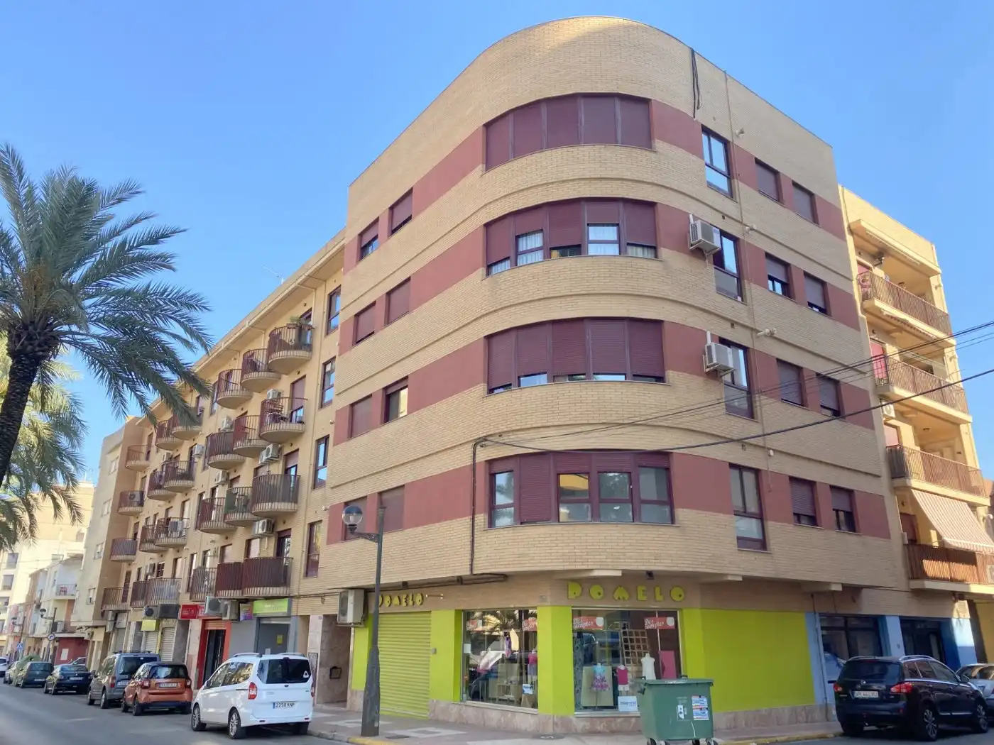 Exterior view of Flat for rent in Alginet  with Storage room, Furnished and Balcony