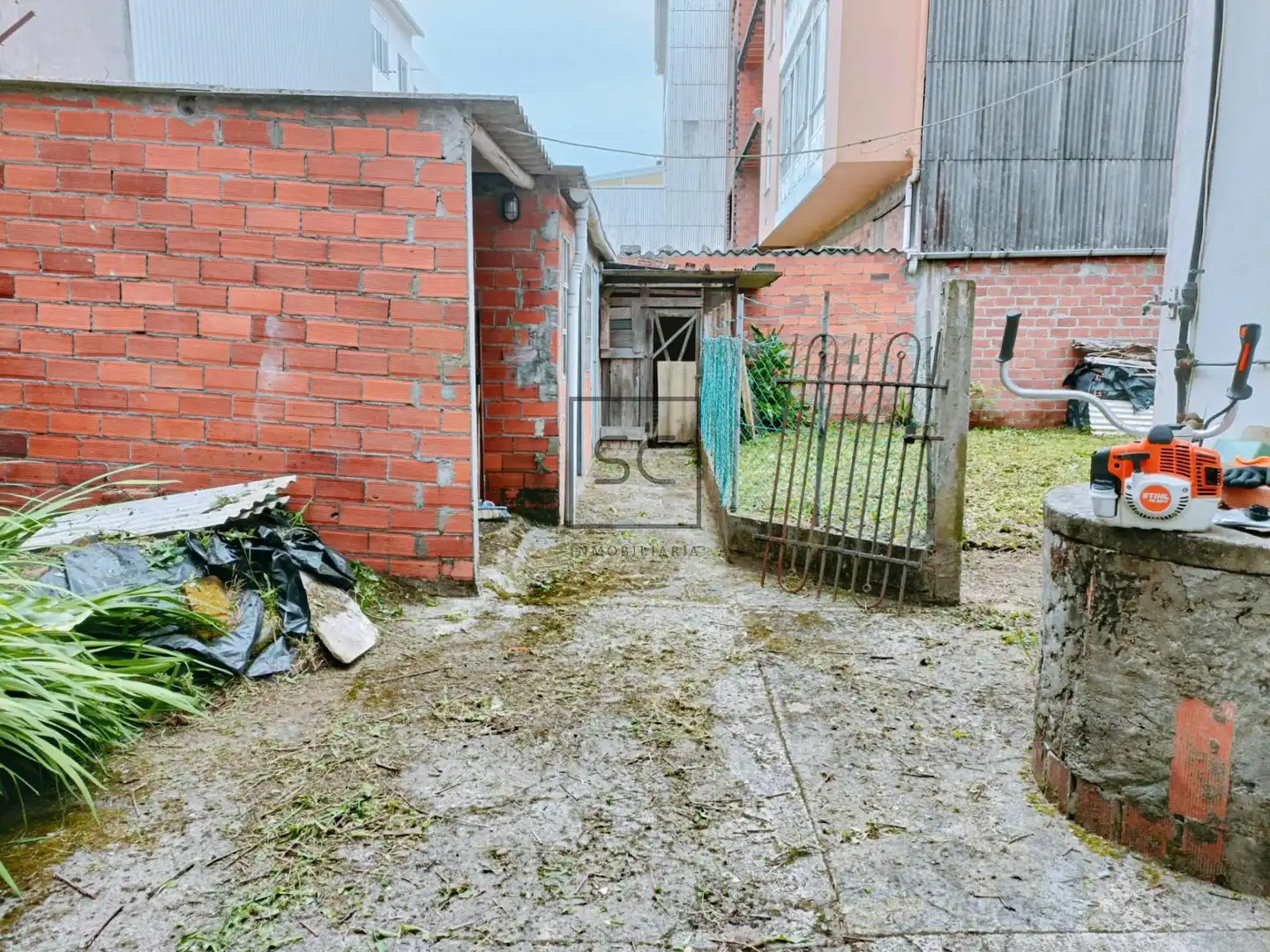 Aparcament de Edifici en venda en Narón