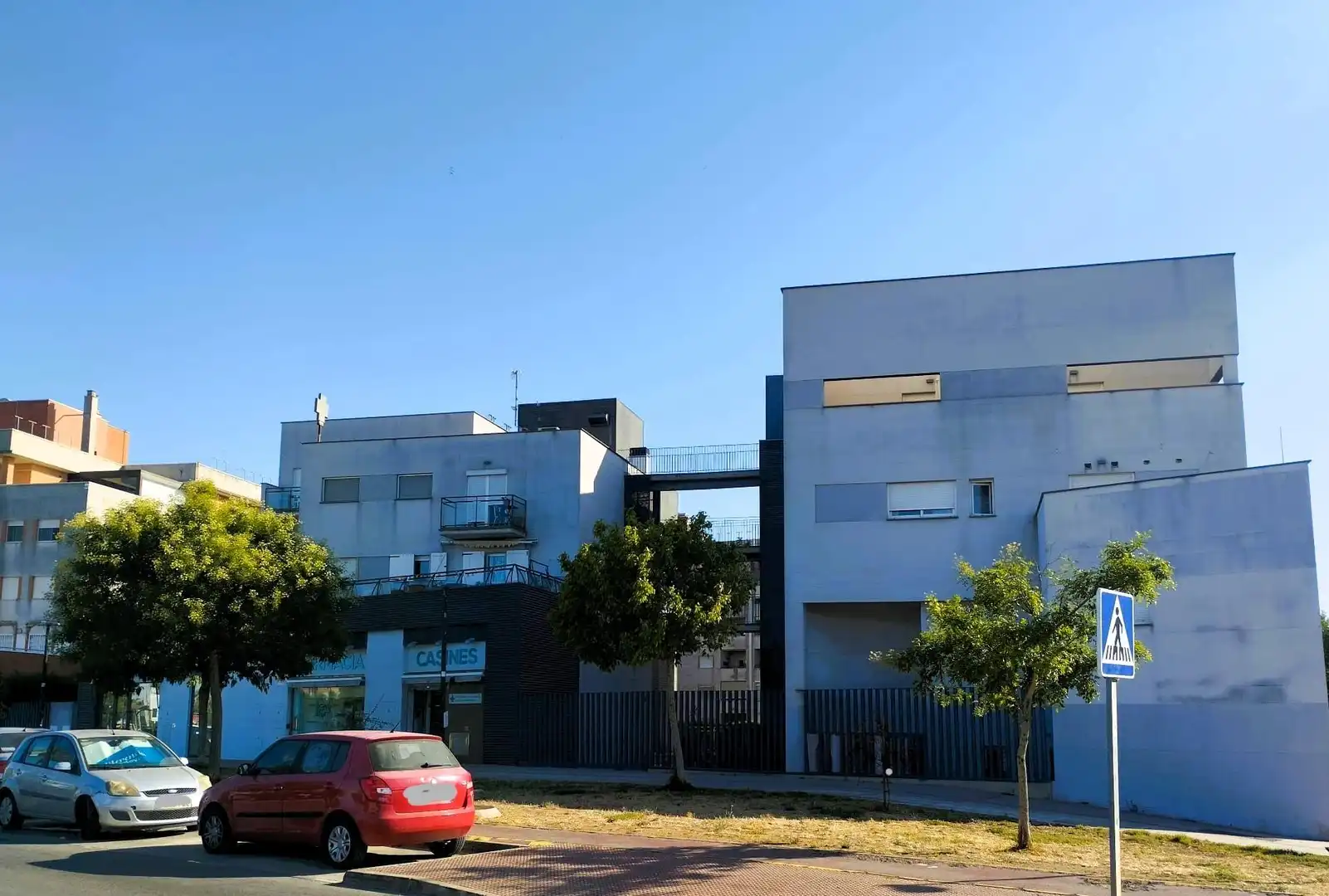 Vista exterior de Pis en venda en Puerto Real amb Calefacció i Traster