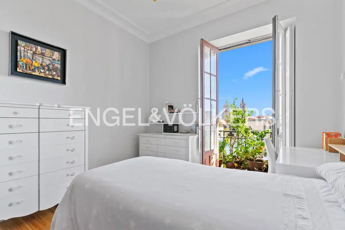 Habitación de Piso en venta en León Capital  con Calefacción y Balcón