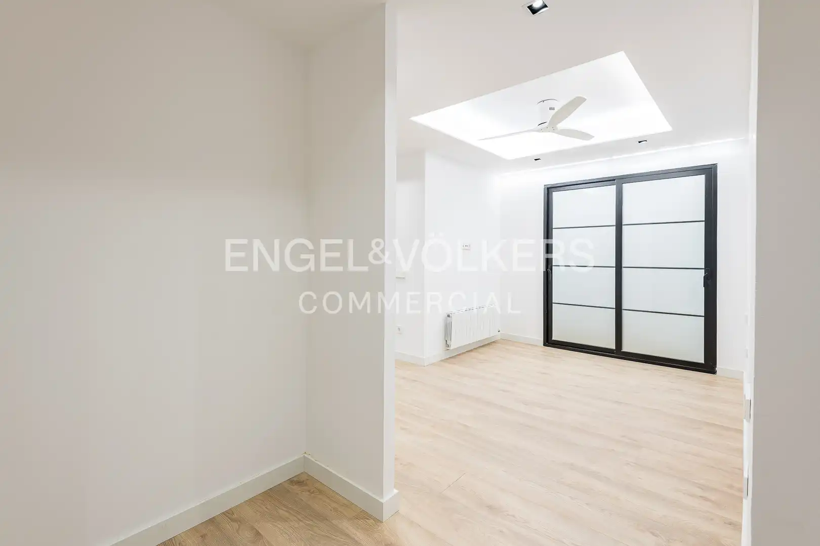 Büro zum Verkauf in Barcelona mit Klimaanlage