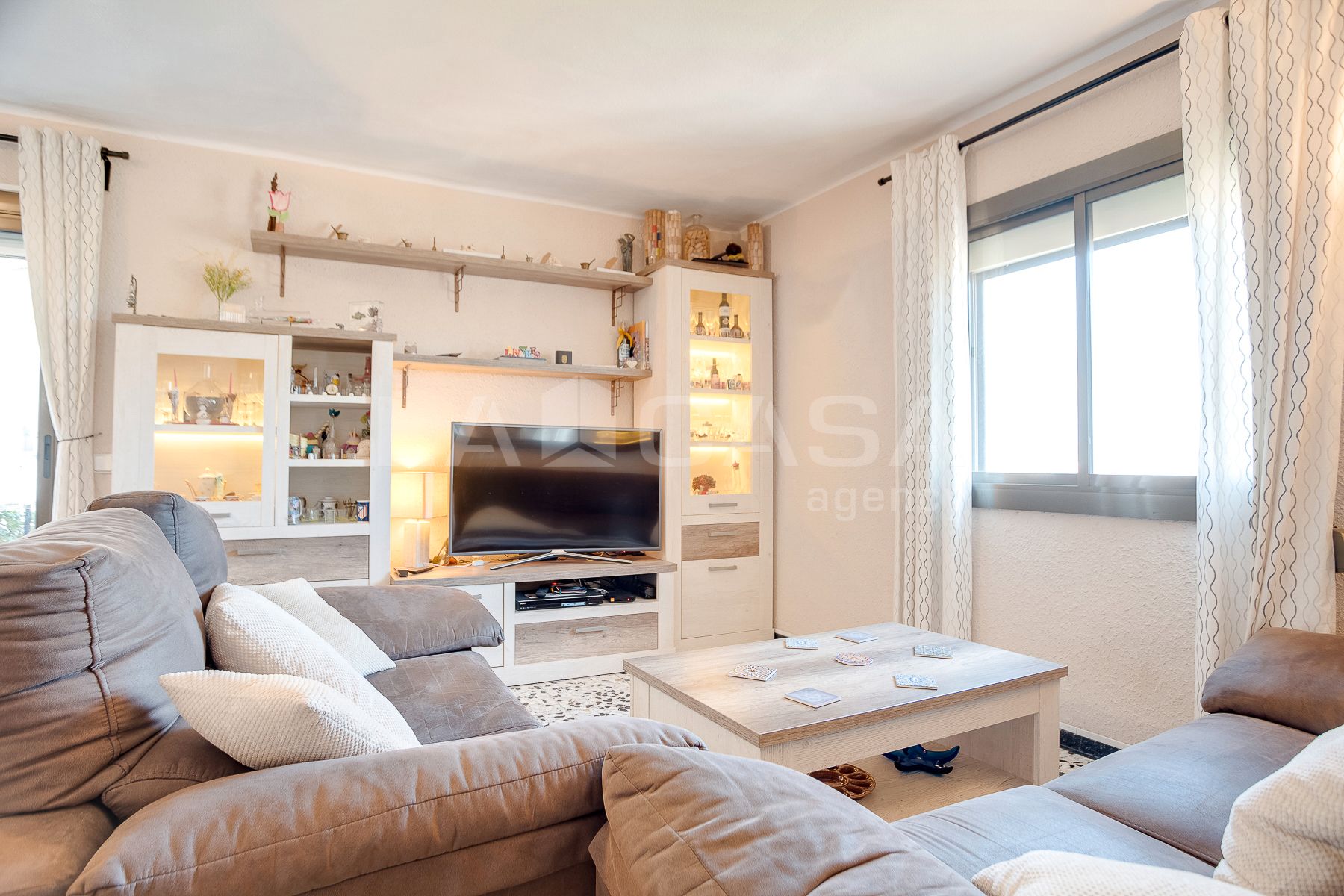 Living room of Flat for sale in Badalona  with Air Conditioner and Balcony