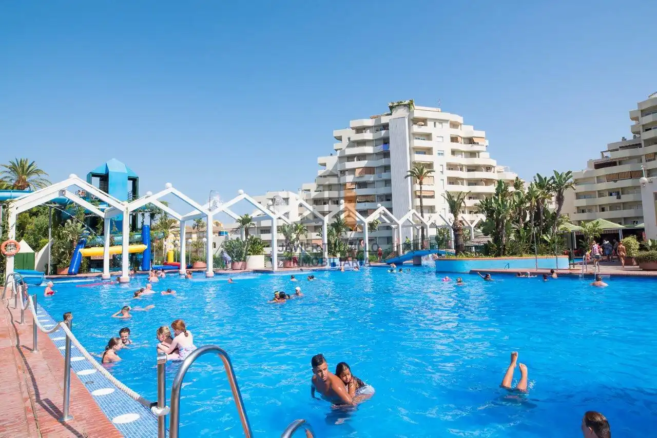 Habitatge amb piscina en venda a Parque de la Paloma, imagen 36