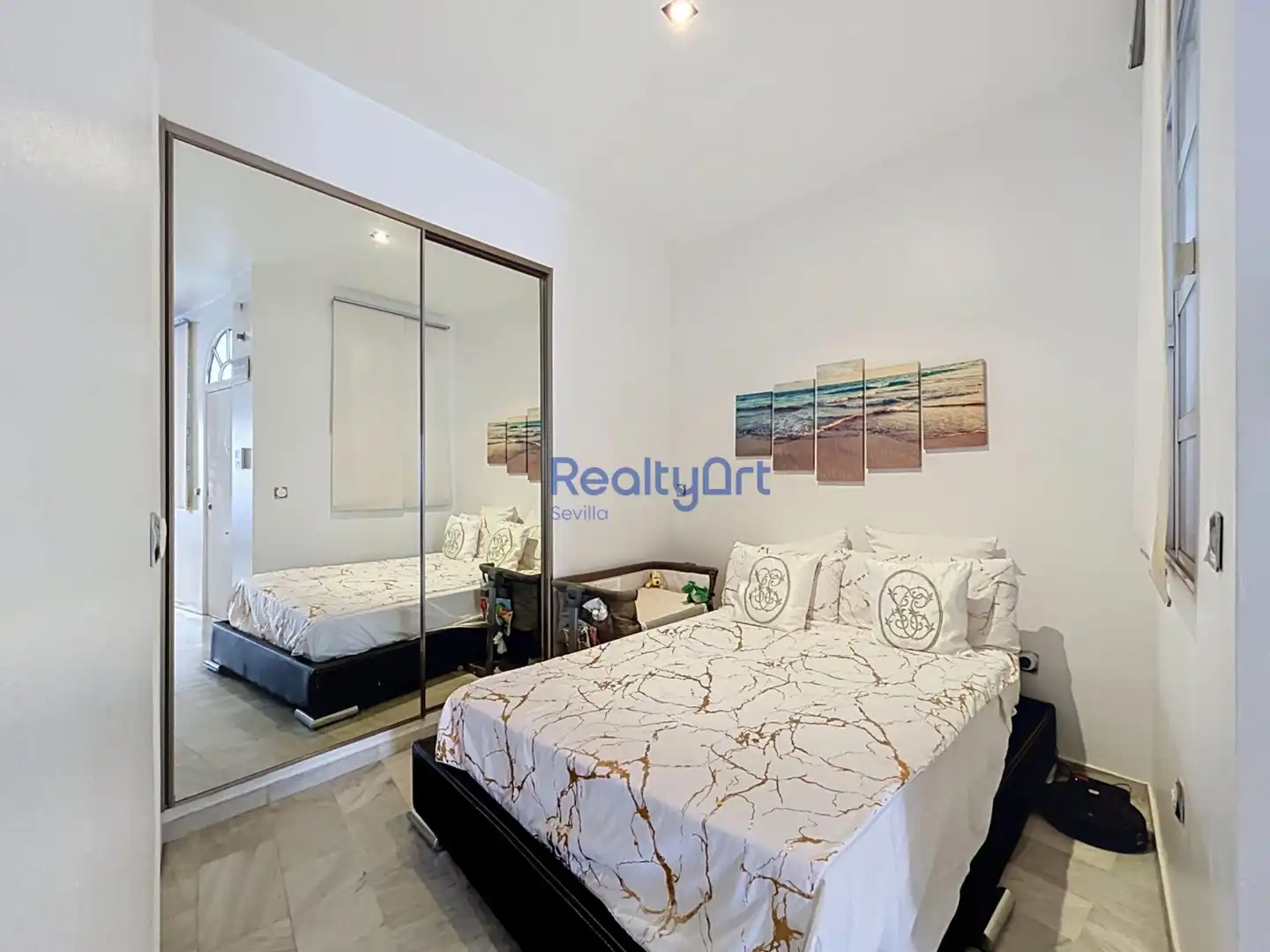 Bedroom of Attic for sale in Sevilla  with Air Conditioner, Terrace and Furnished