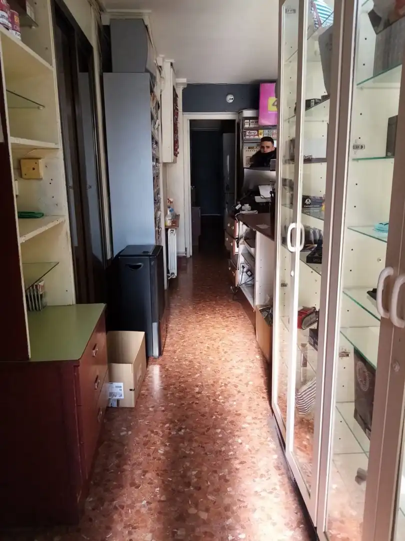 Business premises for sale in Centre - Sant Oleguer, imagen 27