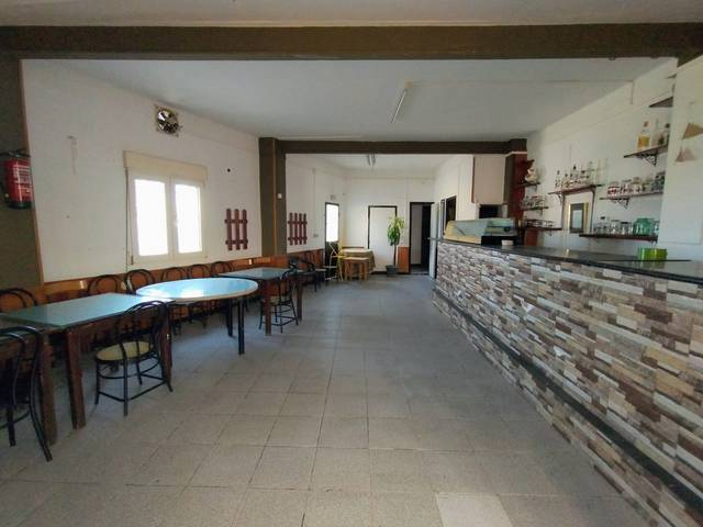 Local comercial en Venta en Ciutat del Transport - La Salera