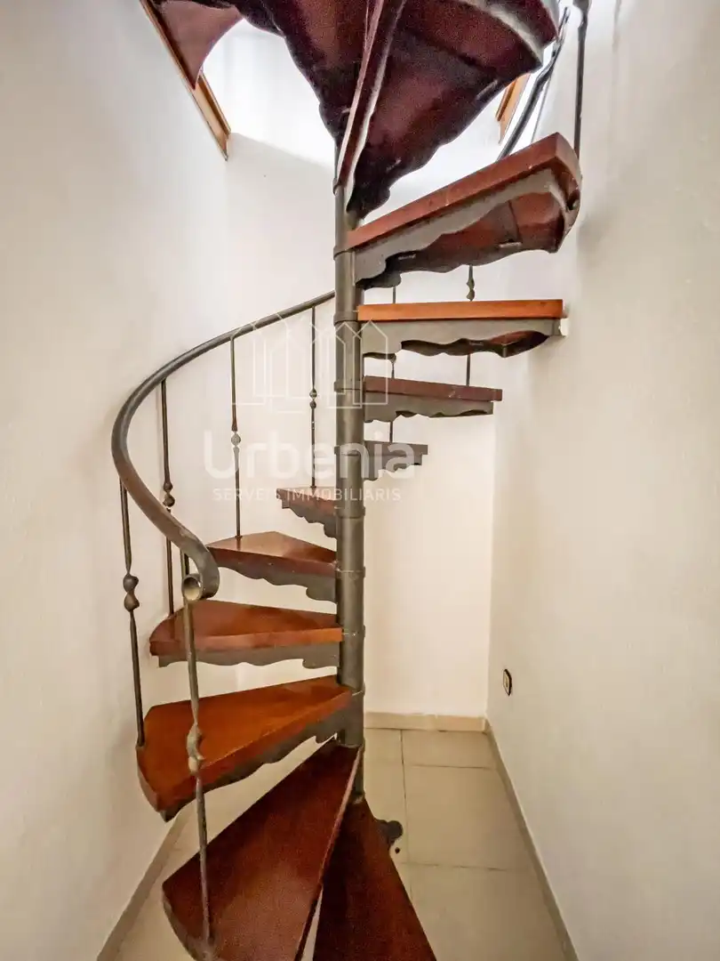 Casa con piscina en venta en Nucli Urbà, imagen 36