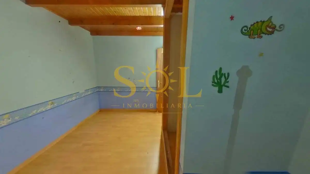 Casa o xalet en venda en La Pola de Gordón  amb Terrassa