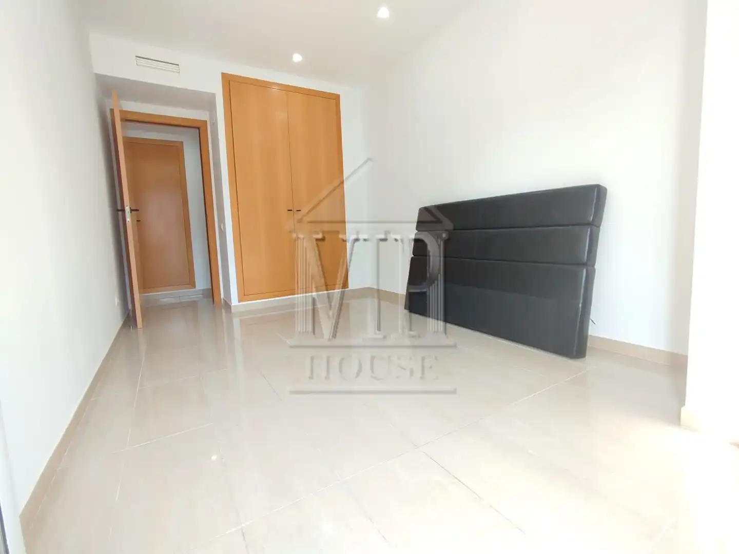 Bedroom of Flat for sale in Badalona  with Air Conditioner, Heating and Furnished