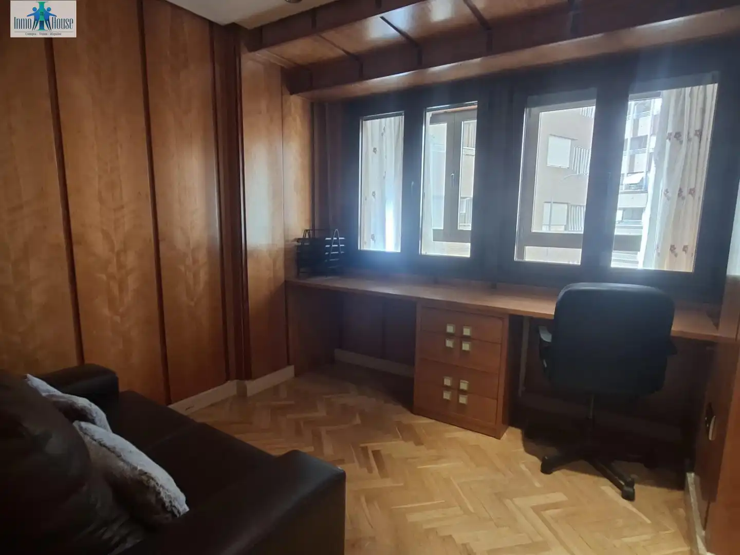 Piso en venta en Albacete con Aire acondicionado, Calefacción y Parquet