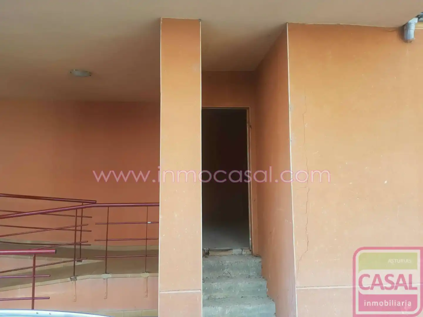 Local comercial en venta en San Martín del Rey Aurelio, imagen 2