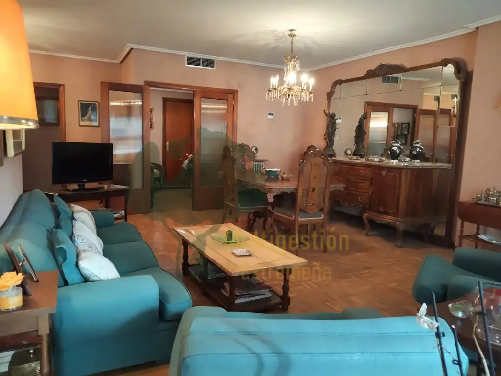 Sala d'estar de Pis en venda en Cáceres
