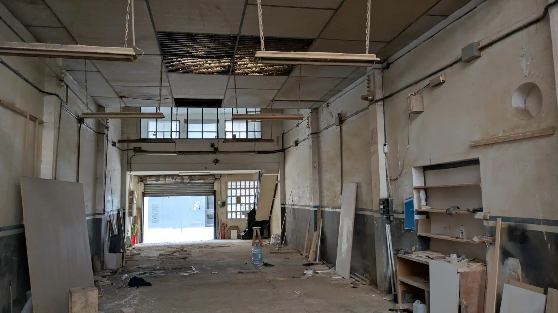 Nau industrial en venda en Barcelona amb Alarma