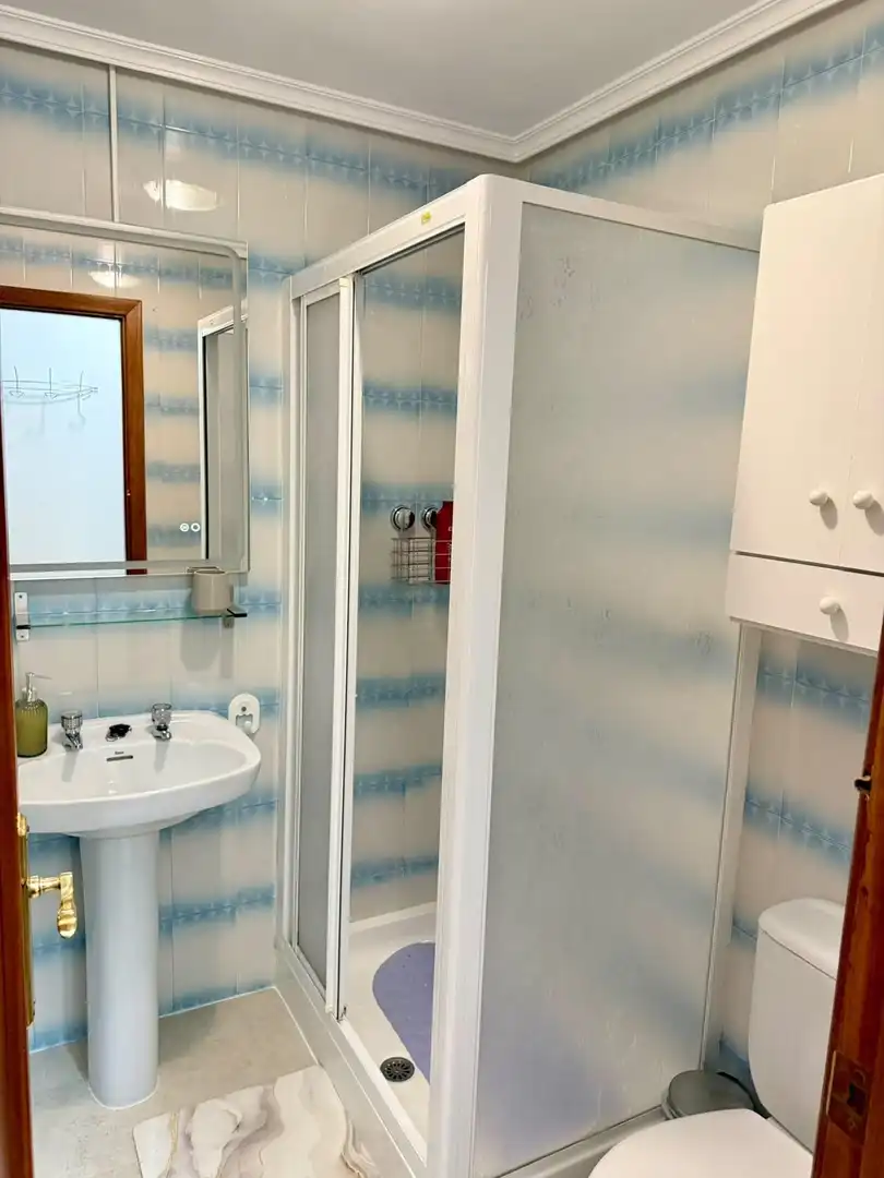 Bathroom of Flat for rent in Antequera  with Furnished