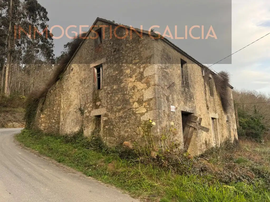 Casa rústica en venda a Lugar Corgo Arriba
