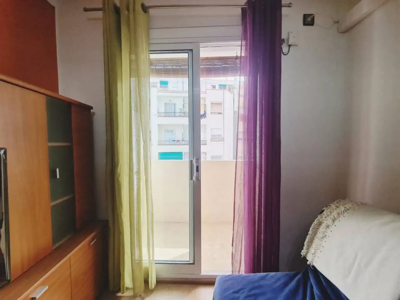 Dormitori de Pis en venda en Cerdanyola del Vallès amb Aire condicionat, Calefacció i Parquet
