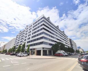 Vista exterior de Pis de lloguer en  Pamplona / Iruña amb Calefacció, Terrassa i Moblat