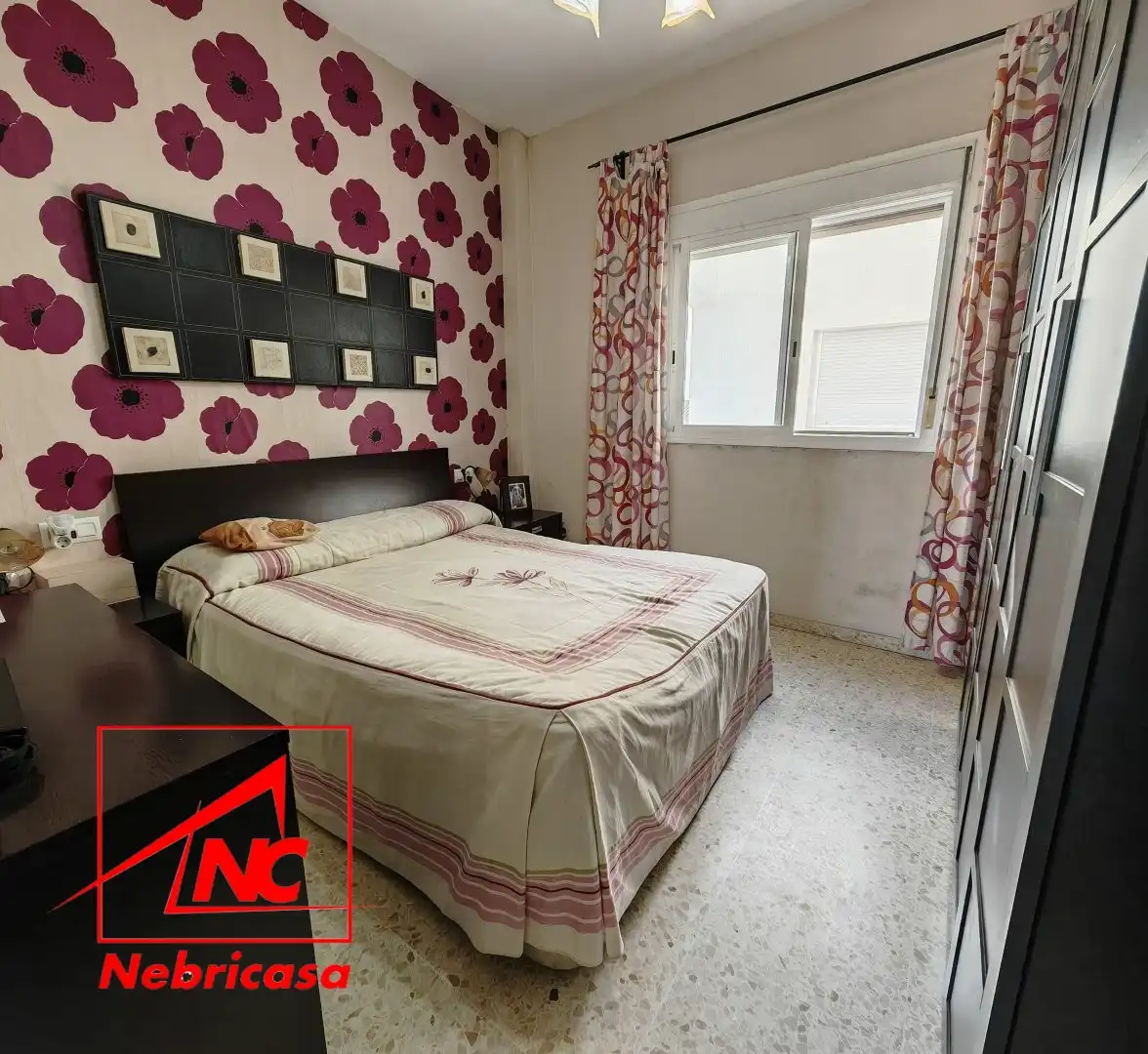 Bedroom of Flat for sale in Sanlúcar de Barrameda  with Air Conditioner and Furnished