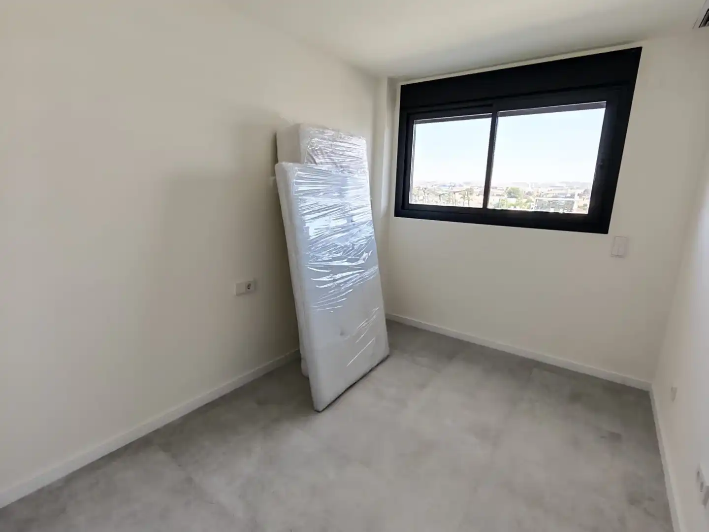 Bedroom of Flat for rent in Murcia  with Air Conditioner, Heating and Storage room