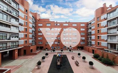 Exterior view of Flat for sale in  Madrid Capital  with Air Conditioner